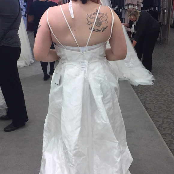 Wedding Dress - Picture 2 of 2